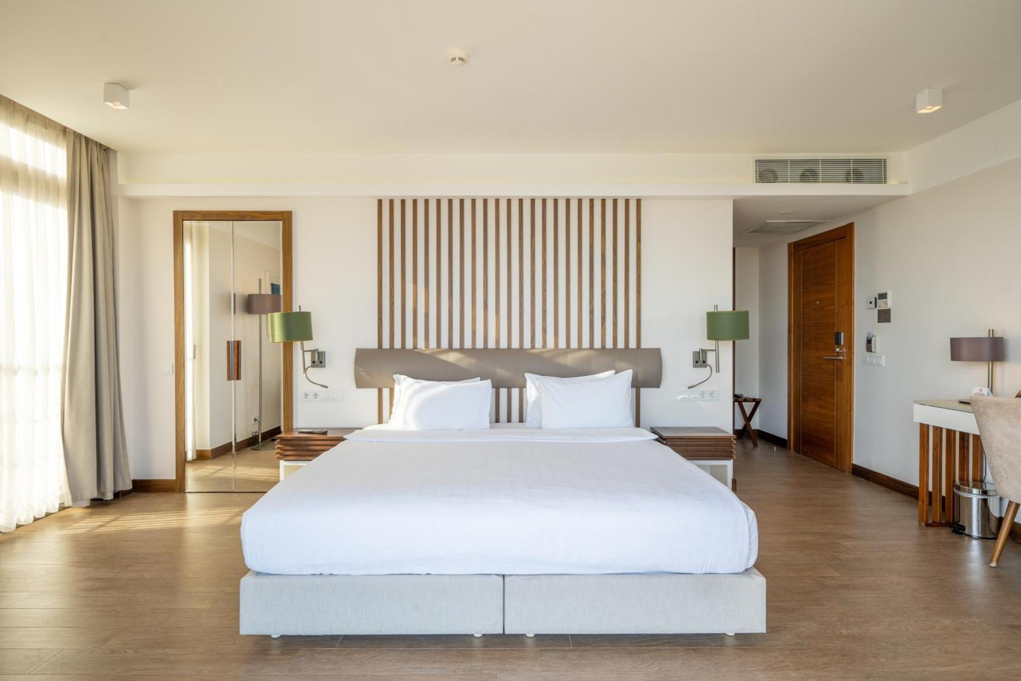 Spektr Boutique Hotel Яликавак Екстериор снимка