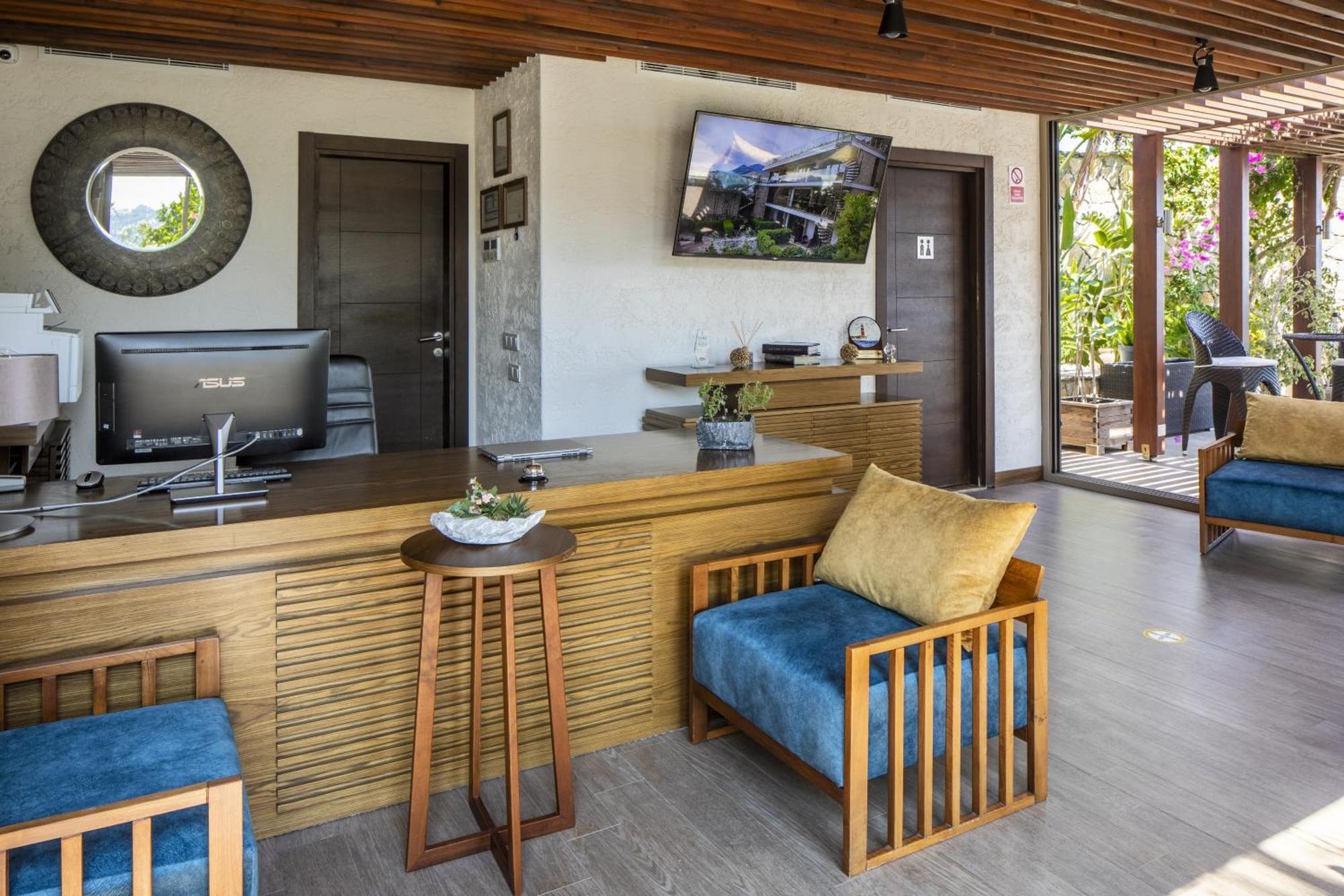Spektr Boutique Hotel Яликавак Екстериор снимка